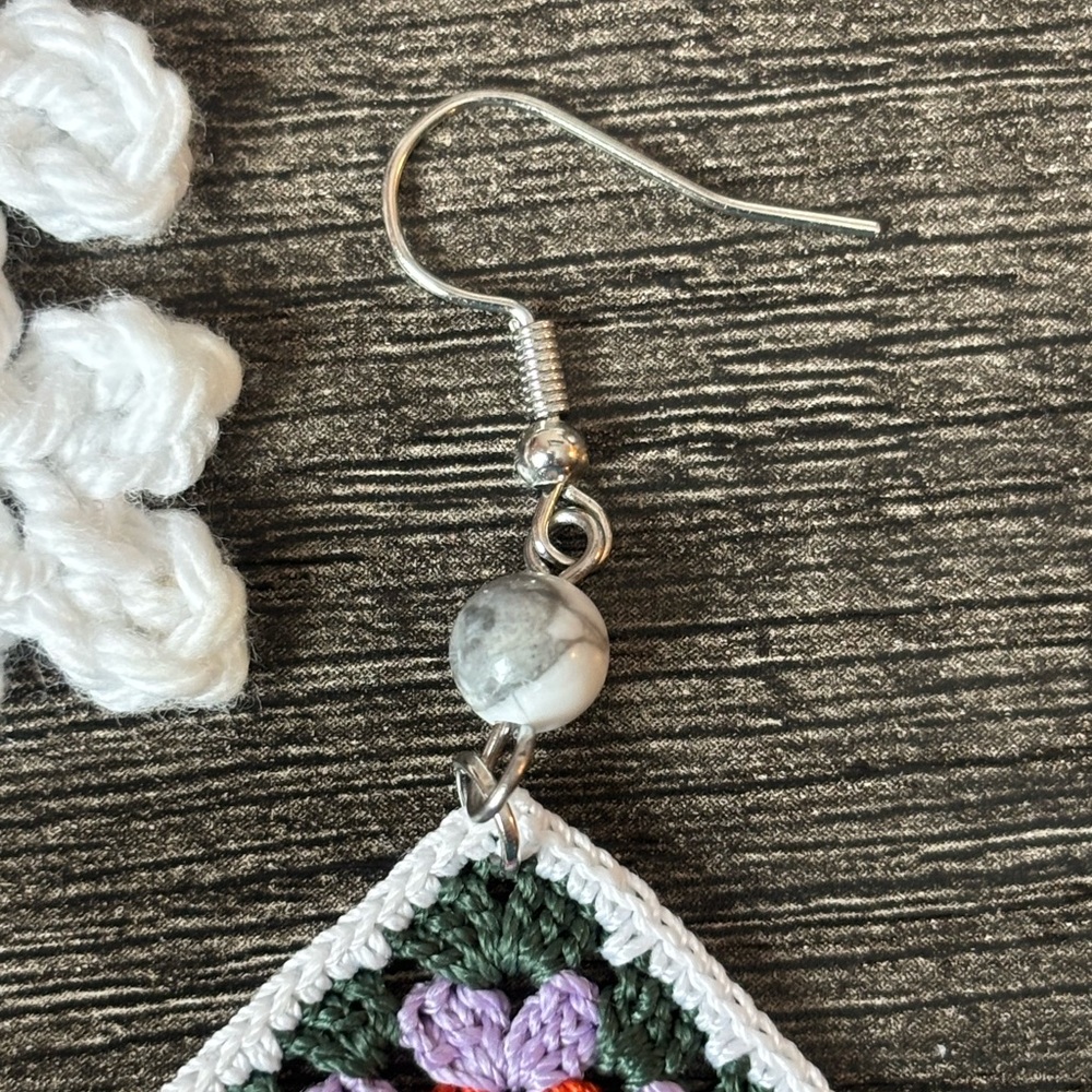 NEW Handcrafted Multi Color Granny Square Earrings - Picture 5 of 10